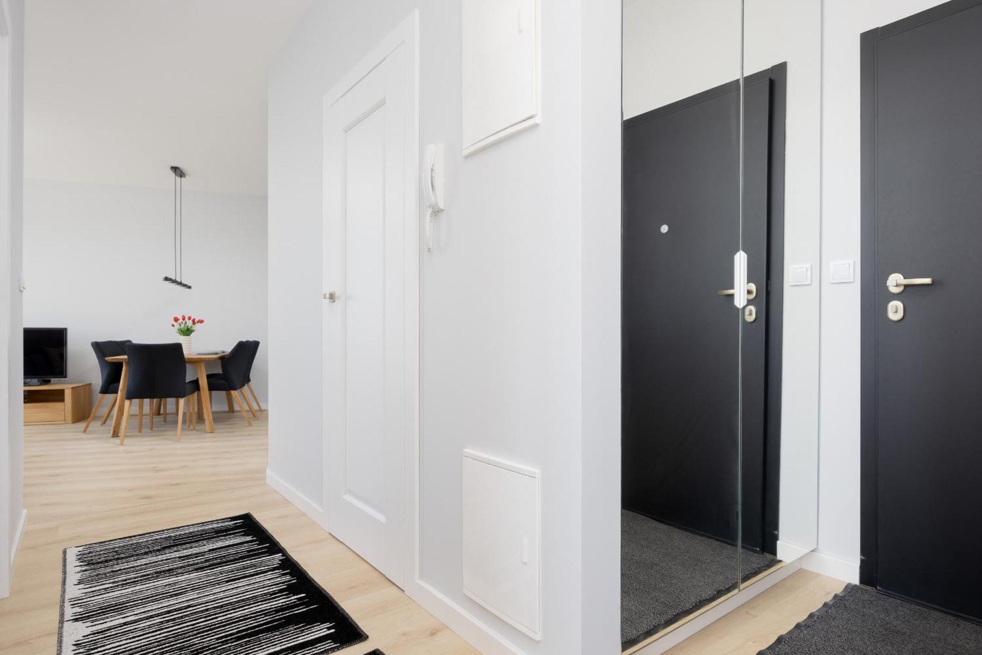 Stacja Wola Nowoczesny Z Balkonem I Parkingiem By Renters Apartament *